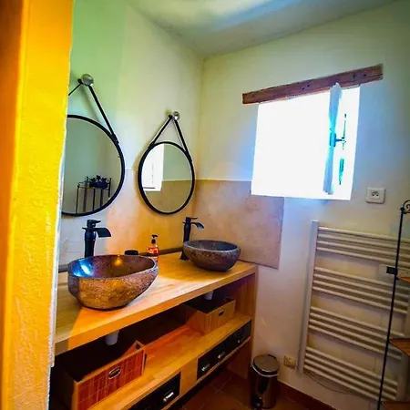 L'intemporel Gasthof Saint-André-de-Roquepertuis
