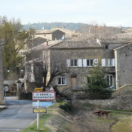 L'intemporel Gasthof Saint-André-de-Roquepertuis